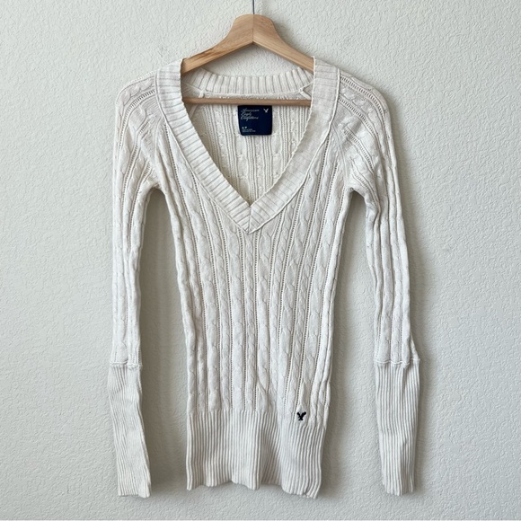 American Eagle Outfitters Sweaters - American Eagle Off White V-Neck Cable Knit Sweater